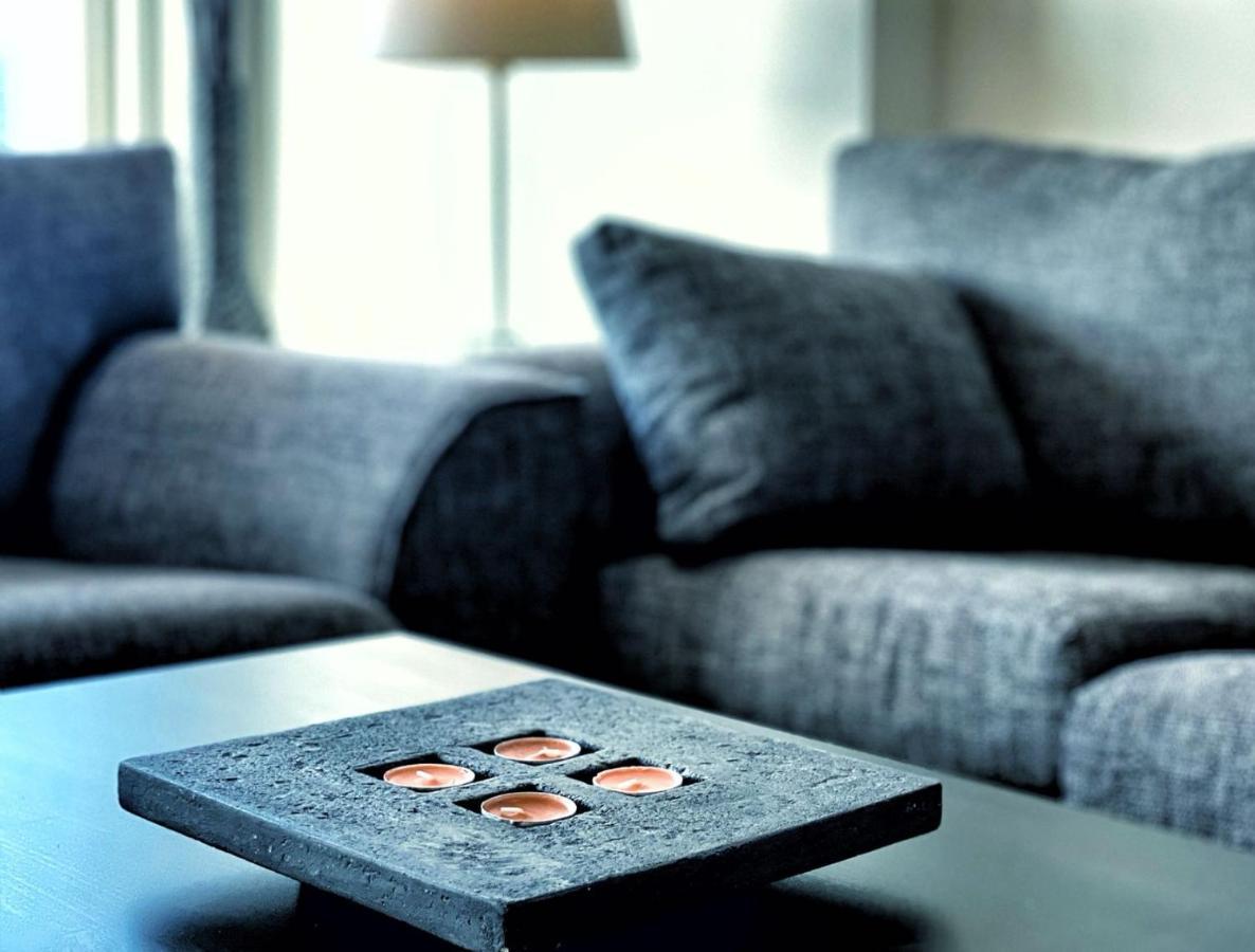 Artistic And Luxurious Apt With Sea View. Beach Side Swansea Eksteriør billede