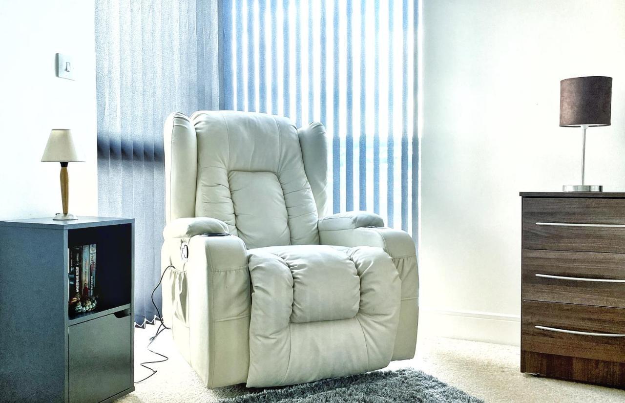 Artistic And Luxurious Apt With Sea View. Beach Side Swansea Eksteriør billede